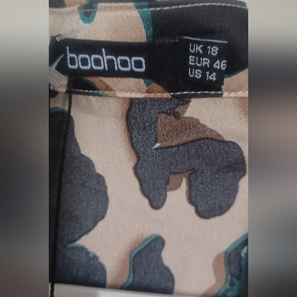 Leopard print will teal satin long sleeve button down blouse. #356 - Picture 4 of 5